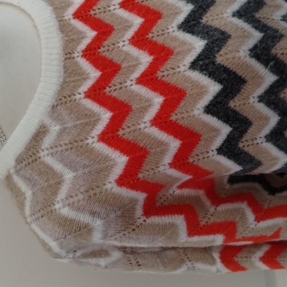 Adora sweater size medium zig zag soft gray orange white tan oversized - Picture 3 of 10